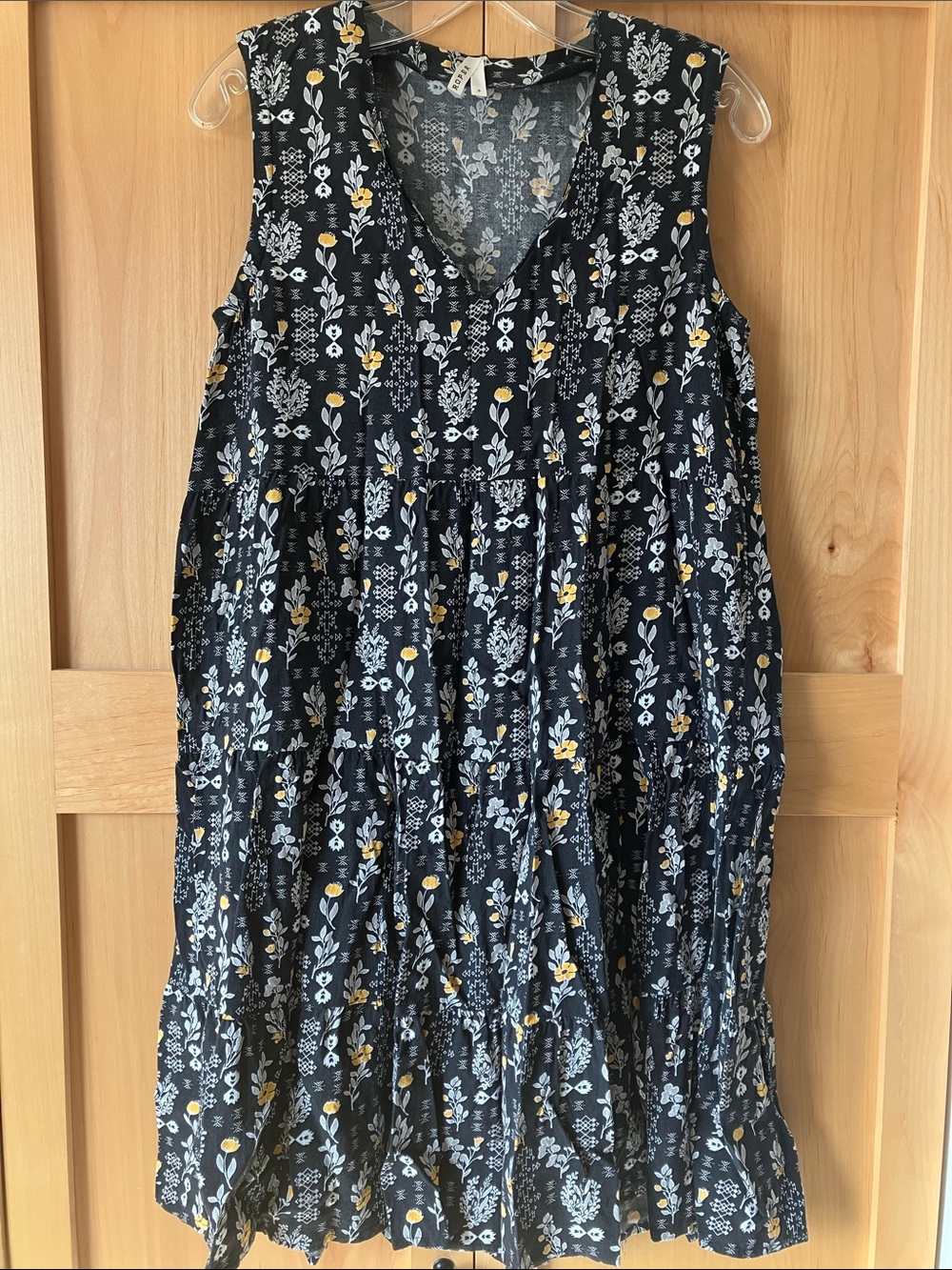 Roper Black Floral Tiered Sleeveless Dress with White & Yellow Accents